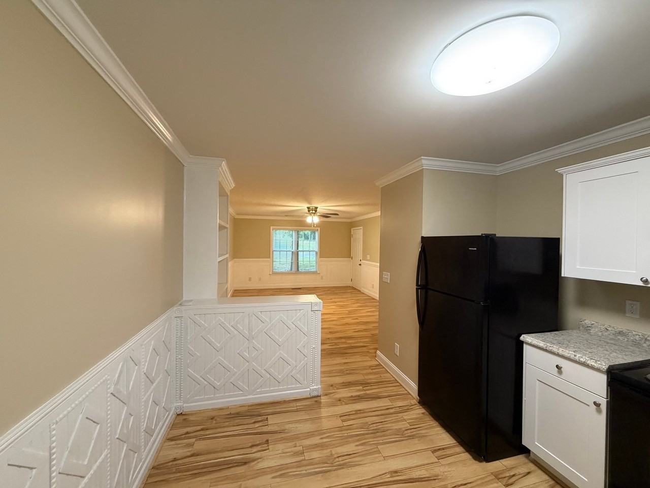 279 Rainey Rd - Photo 5 of 12