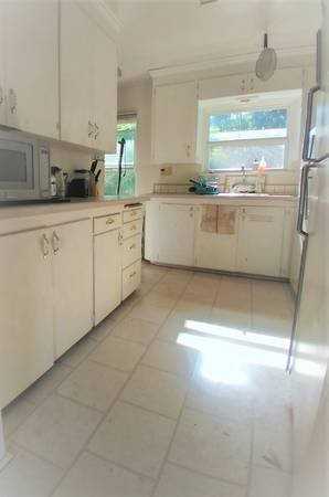 14311 35th Ave Ne - Photo 3 of 7
