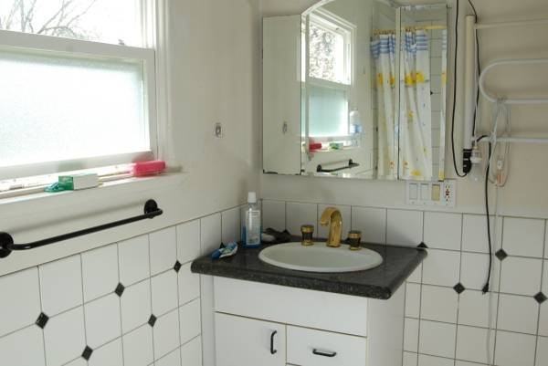 14311 35th Ave Ne - Photo 5 of 7