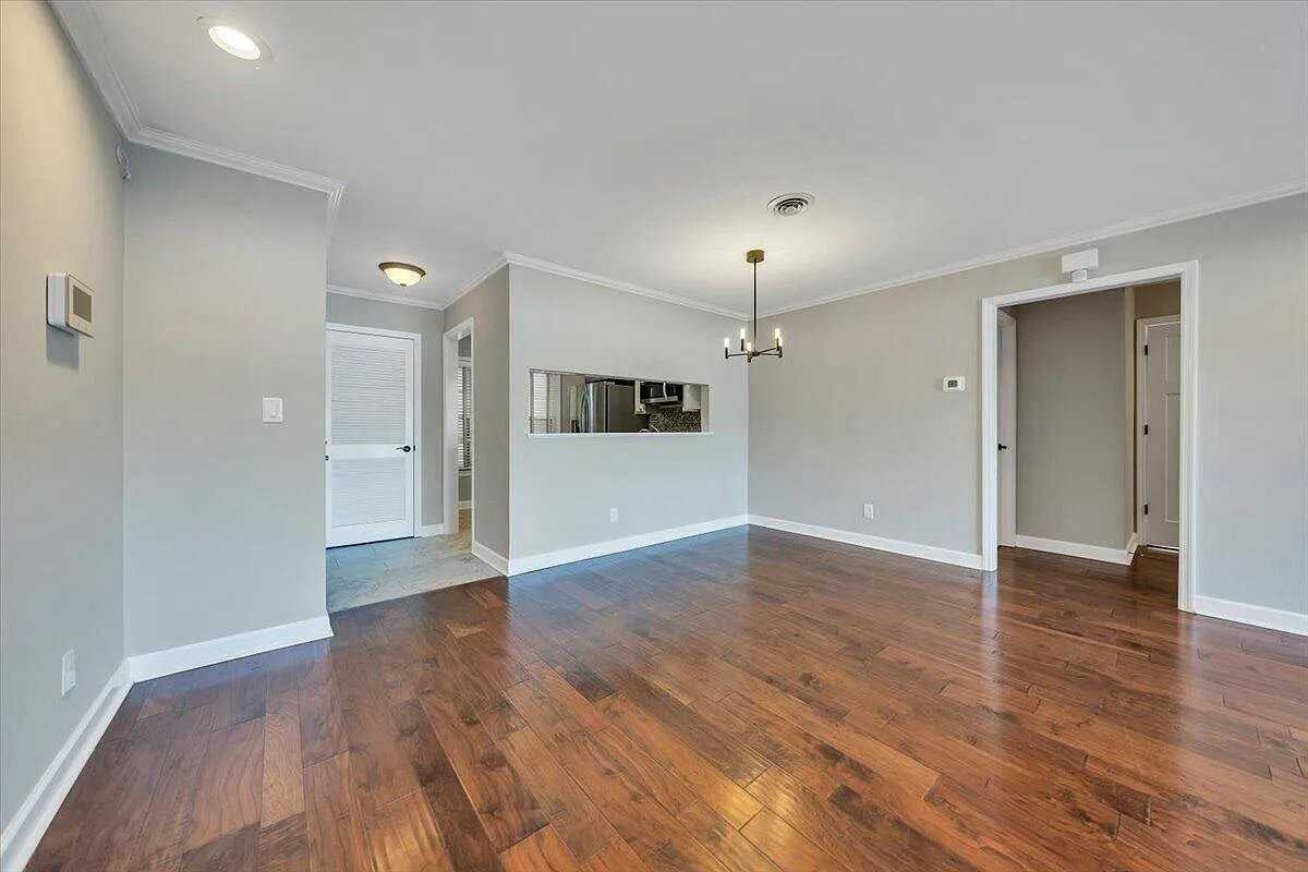 2973 Winterberry Dr - Photo 6 of 18