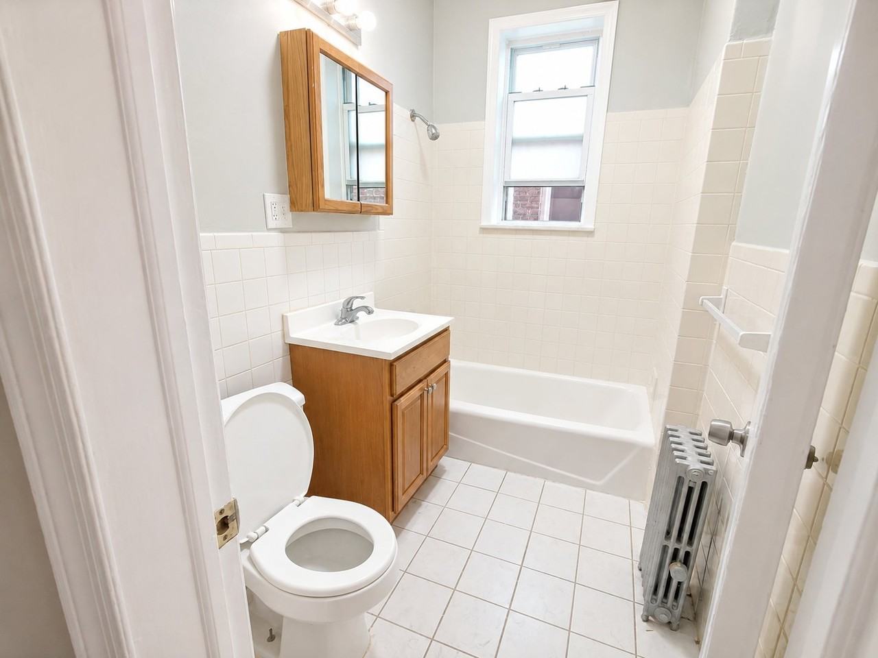 383 Clifton Ave #R1 - Photo 6 of 6