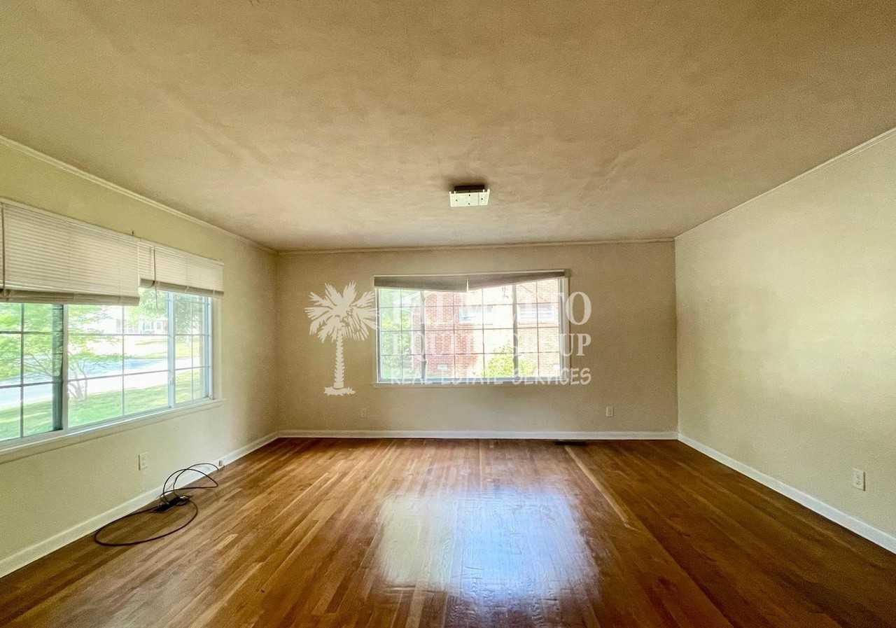 2409 W Cornwallis Dr - Photo 3 of 15
