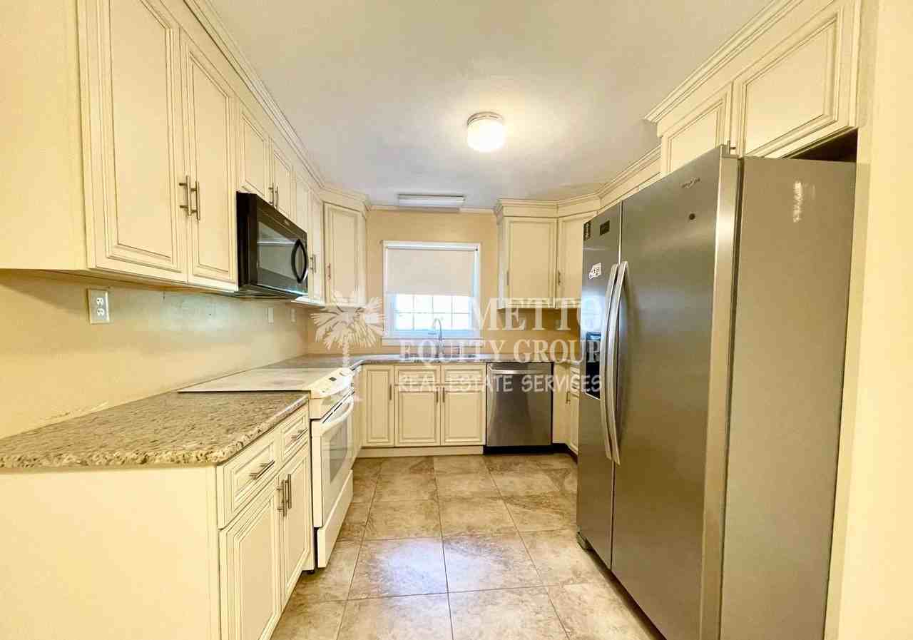 2409 W Cornwallis Dr - Photo 5 of 15