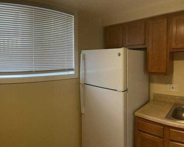 413 Wilkinson St #1 - Photo 3 of 6