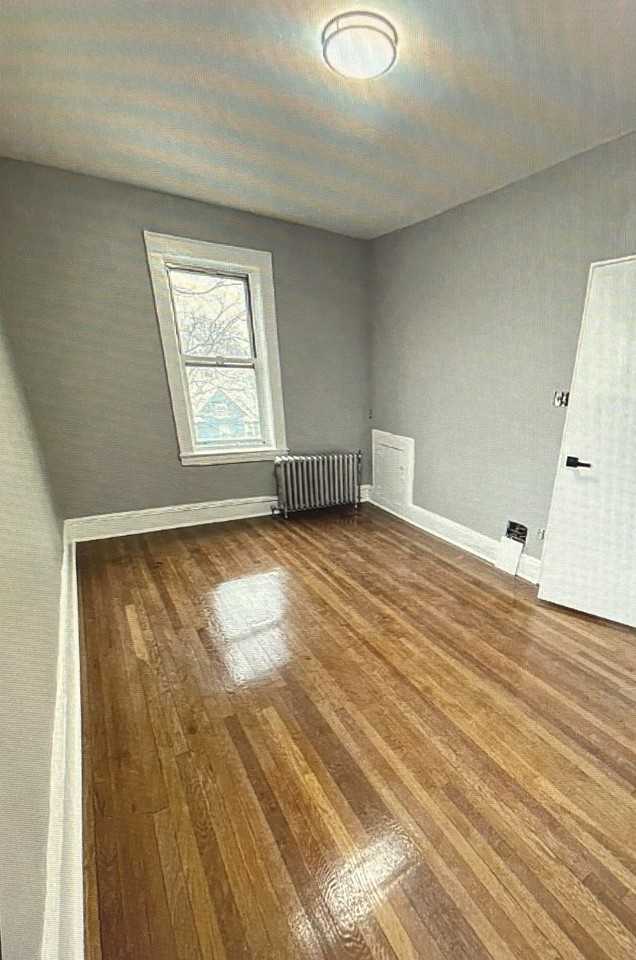 758 Jersey Ave #E - Photo 6 of 10