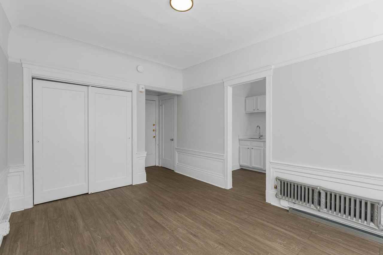 516 Ellis - Photo 2 of 19