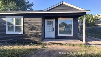 featured image of 2608 6th Ave