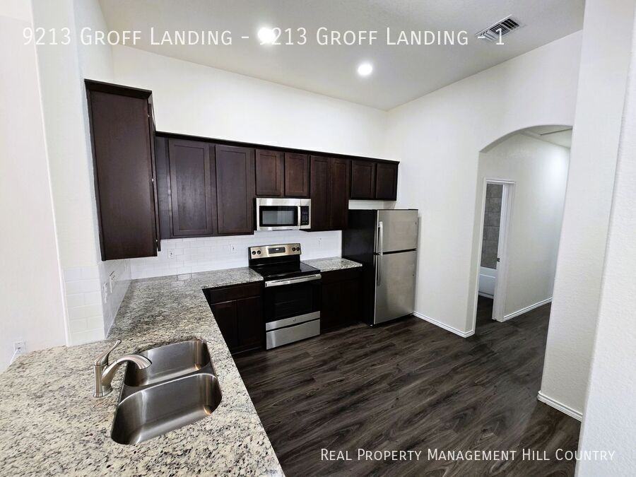 9213 Groff Landing - 9213 Groff Landing #1 - Photo 5 of 16