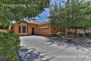 featured image of 3067 E Palmdale Ln