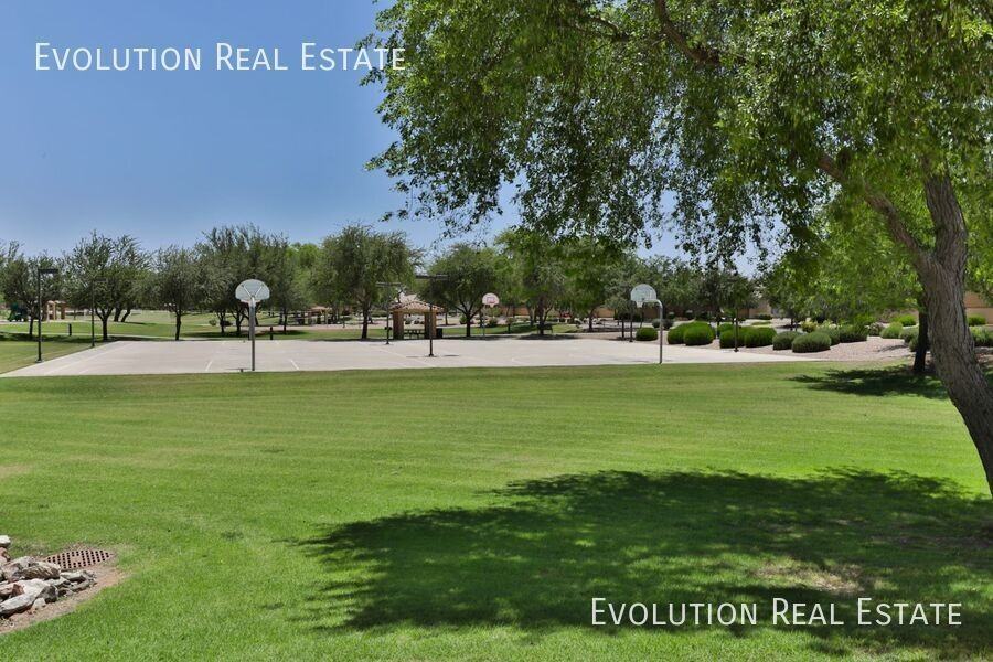 3067 E Palmdale Ln - Photo 2 of 32