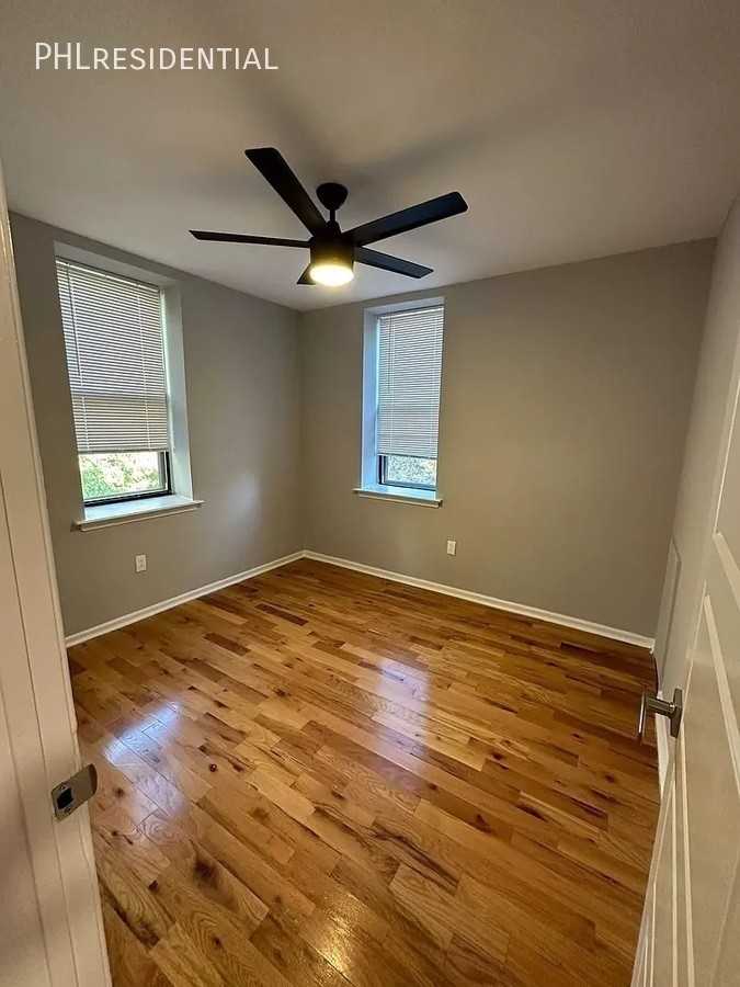 7057 Cresheim Rd #12 - Photo 3 of 12
