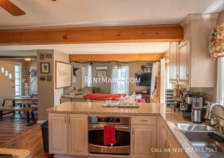 78 7th St - Photo 2 of 27
