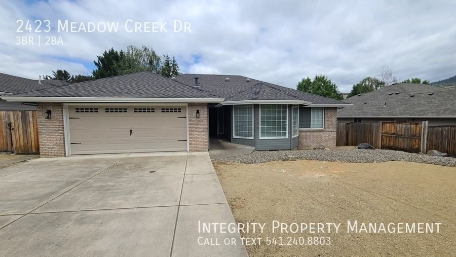 2423 Meadow Creek Dr - Photo 4 of 25