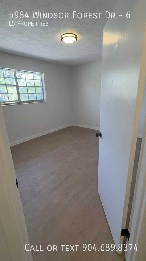 5984 Windsor Forest Dr #6 - Photo 5 of 9