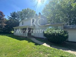 featured image of 15986 Arrowhead Rd ## 4