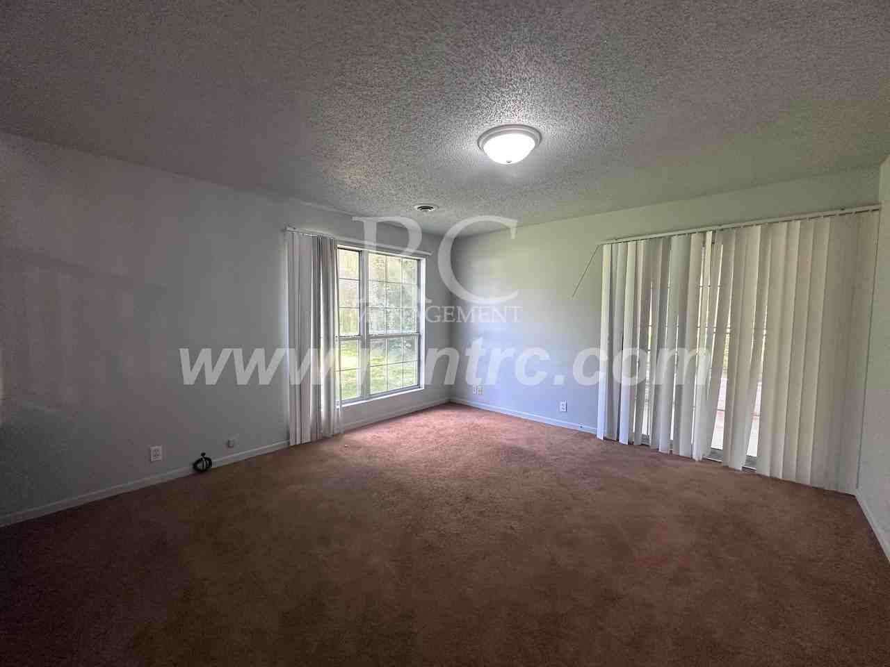 15986 Arrowhead Rd ## 4 - Photo 7 of 14