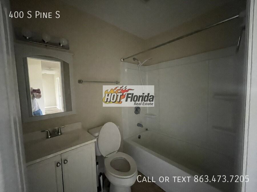 400 S Pine Ave - Photo 7 of 11