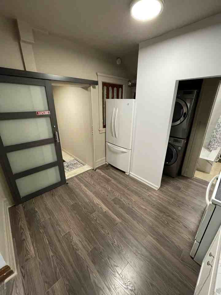 1319 Ouellette Avenue - Photo 2 of 19