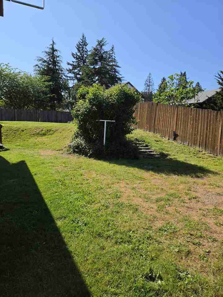 15547 27th Ave Ne #NA - Photo 3 of 9