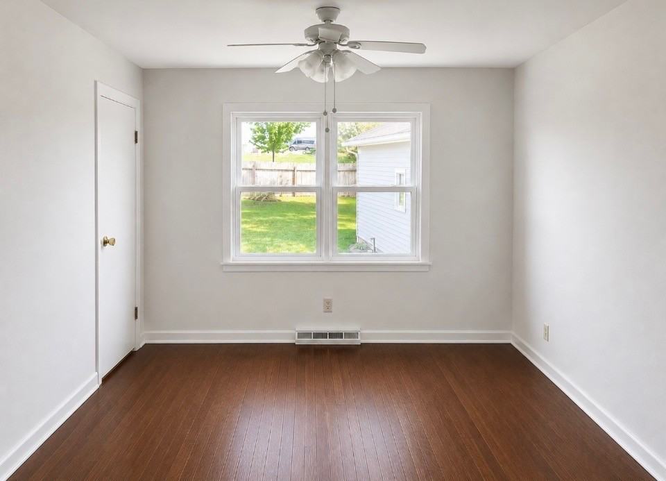 103 W Reckitt St #NA - Photo 5 of 10