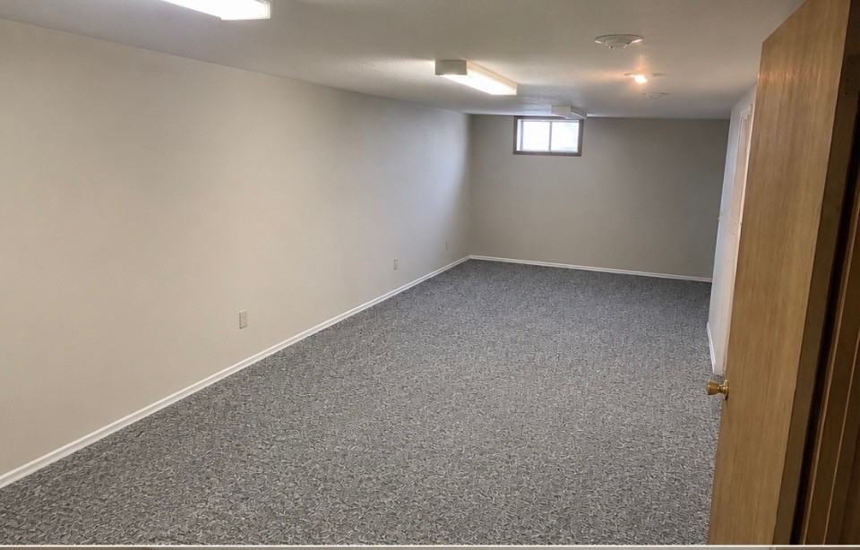 103 W Reckitt St #NA - Photo 7 of 10