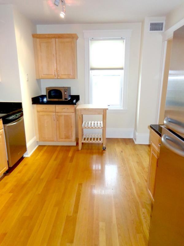 304 Allston St #4 - Photo 4 of 20