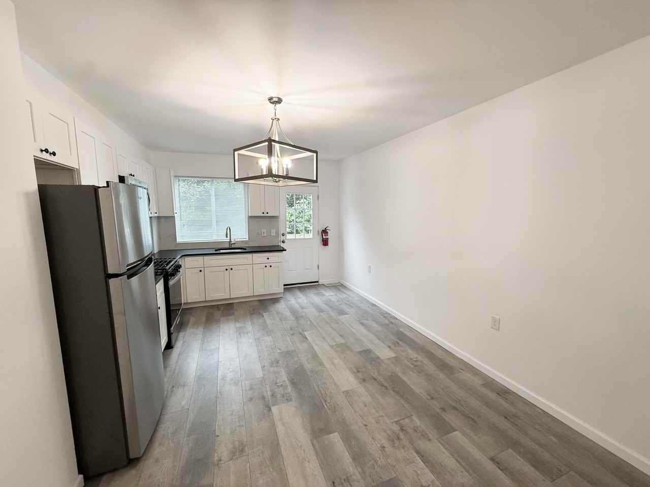 210 Washington St #NA - Photo 3 of 21
