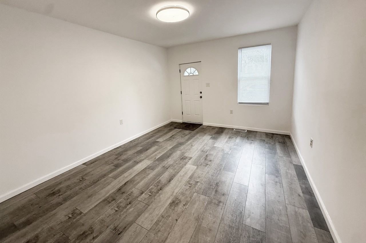 210 Washington St #NA - Photo 6 of 21