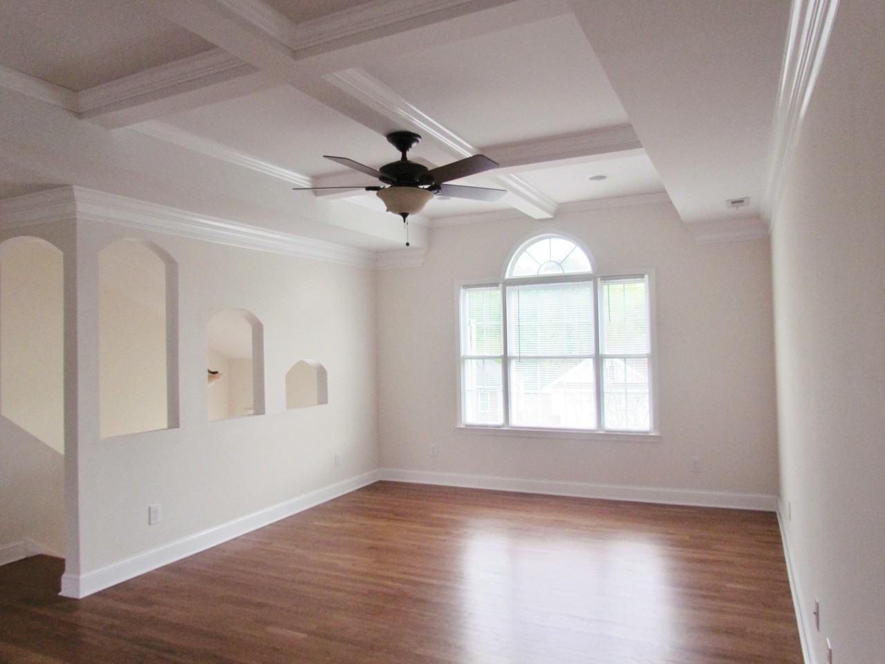 1515 Mayfair Dr #NA - Photo 2 of 12