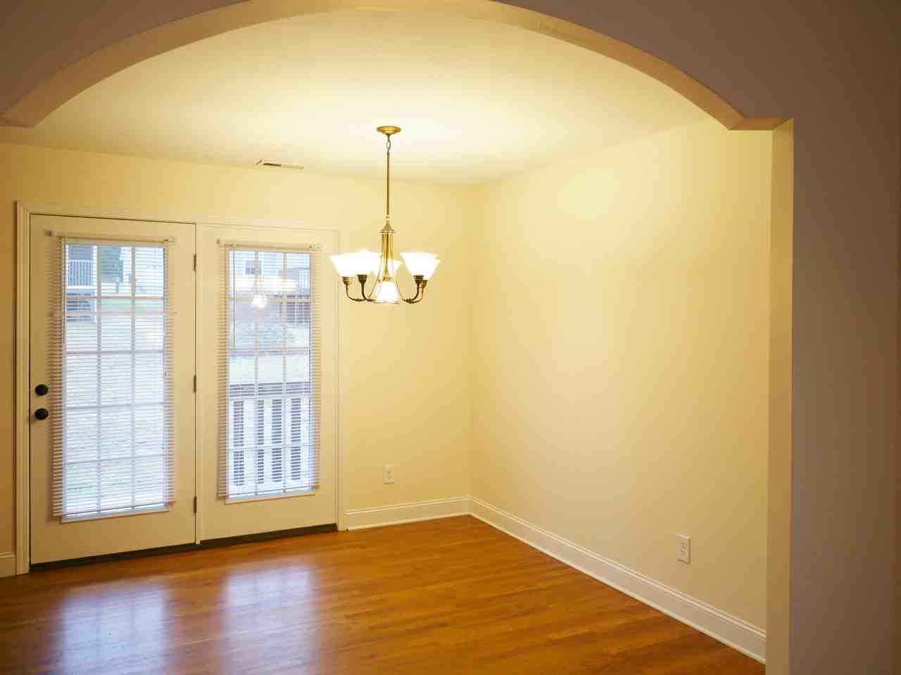 1515 Mayfair Dr #NA - Photo 4 of 12
