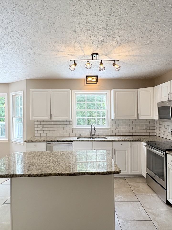 19 Hightower Ct #NA - Photo 7 of 27