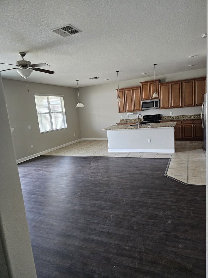 10125 Count Fleet Dr #NA - Photo 5 of 12