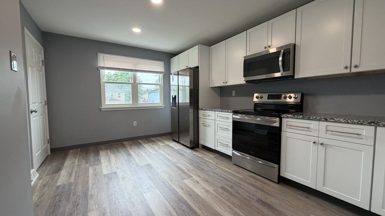 263 Florence Dr #265 - Photo 5 of 13