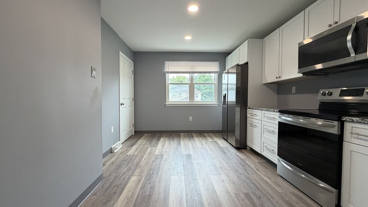 263 Florence Dr #265 - Photo 6 of 13