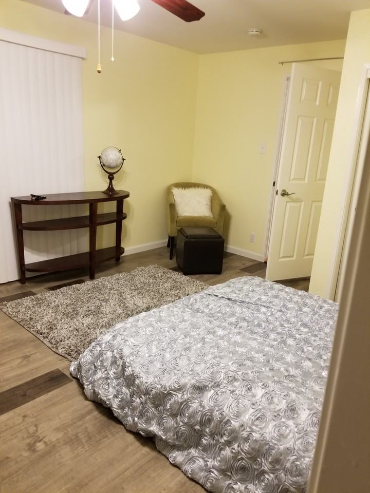 1539 Nob Hill Ave #NA - Photo 2 of 5