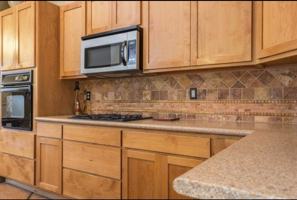 featured image of 1448 E Lester St #NA