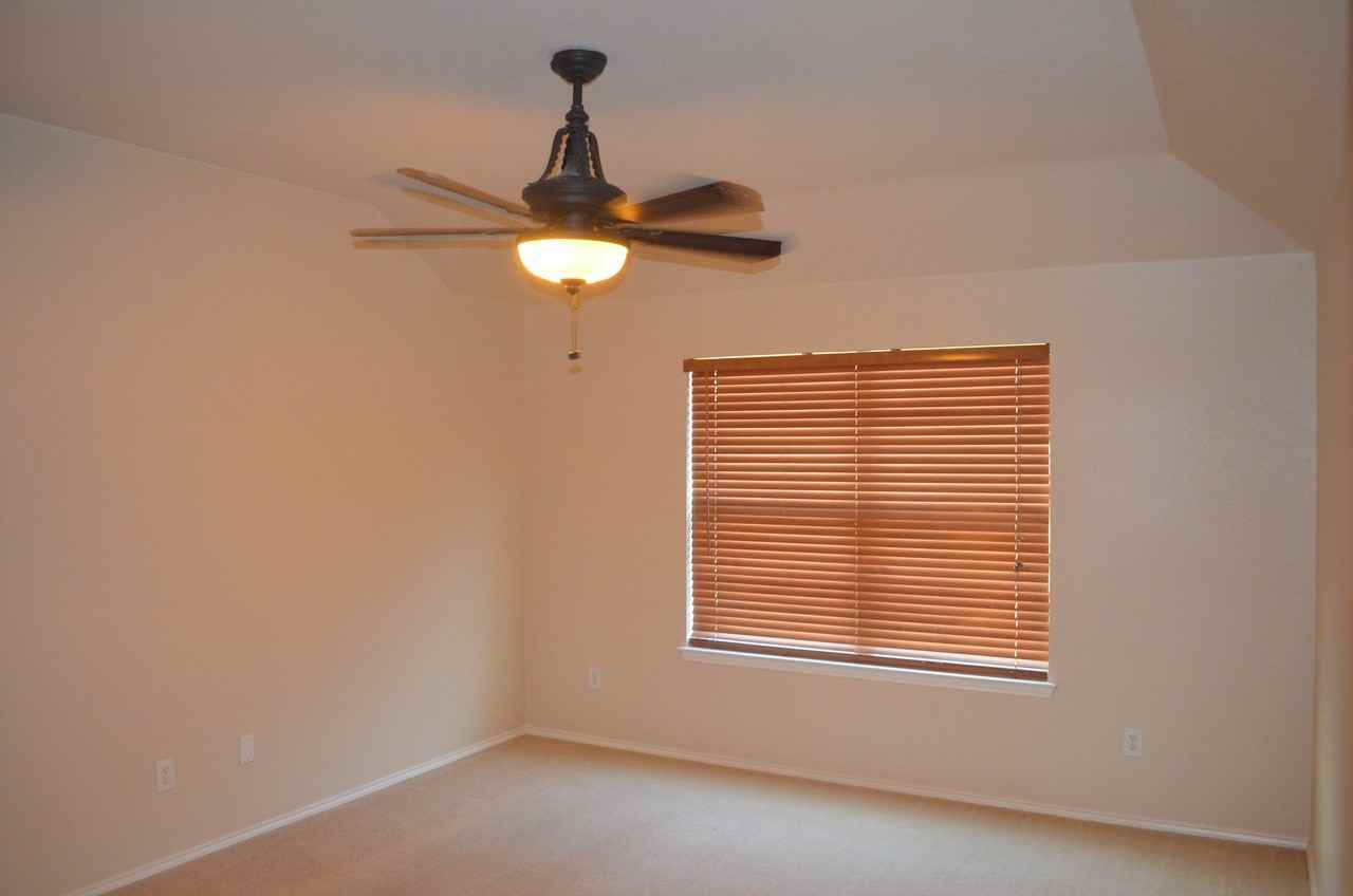 120 Shadybrook Dr #NA - Photo 4 of 8