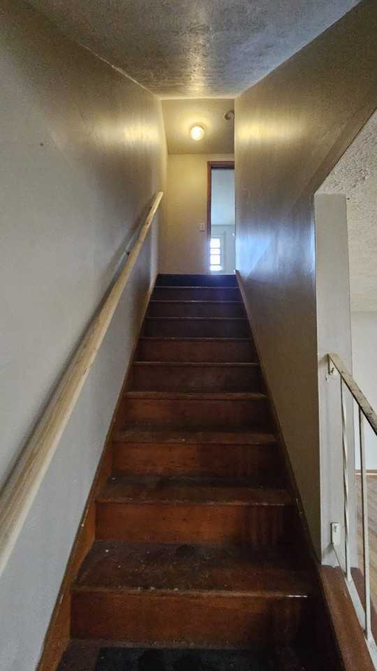 1224 15th St Nw #1 - Photo 4 of 9
