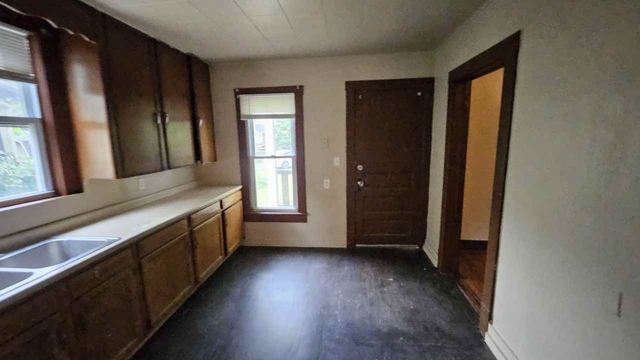 1008 14th St Nw #NA - Photo 3 of 14