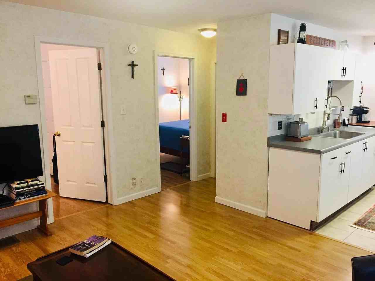8 Prince St #B - Photo 6 of 17
