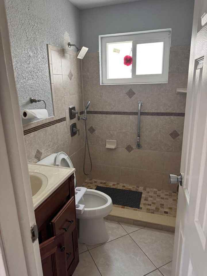 8310 Nw 24th Pl #NA - Photo 6 of 17