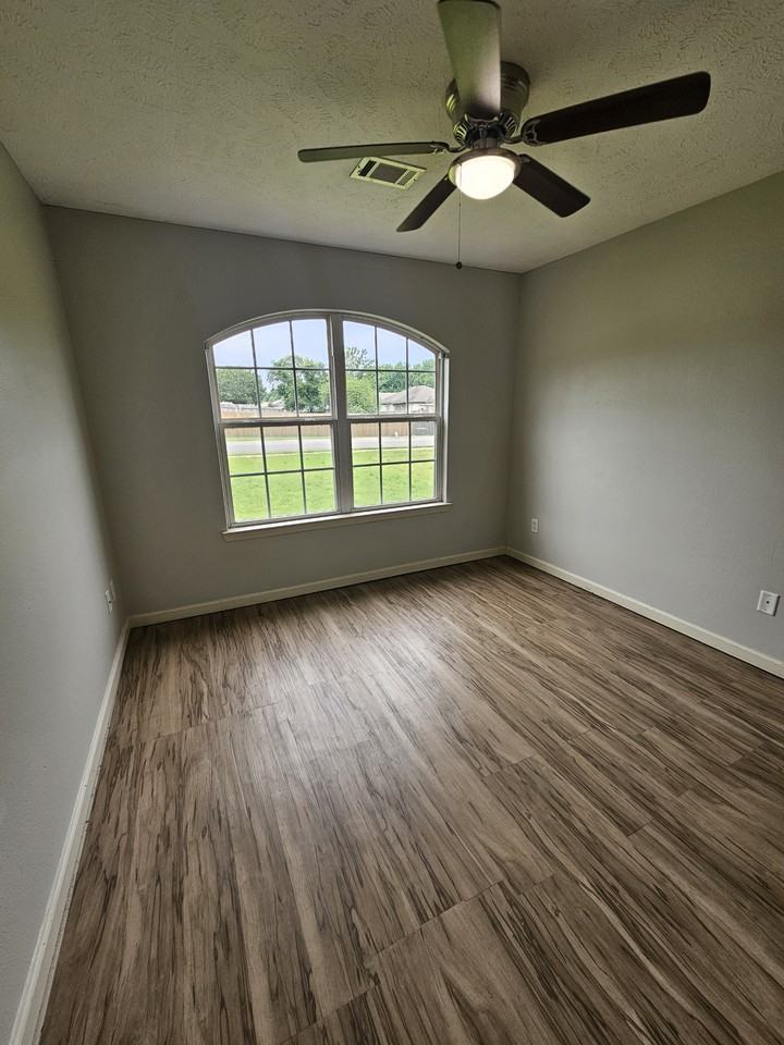 21 Lariat Dr #NA - Photo 2 of 12