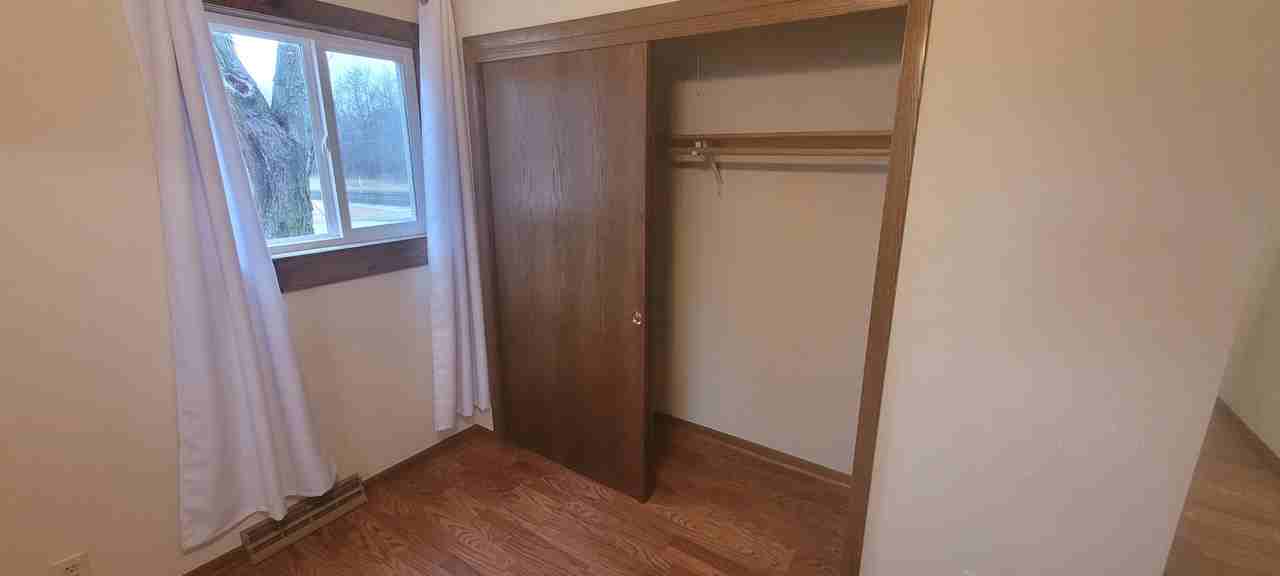 2733 Kellogg Ave #2 - Photo 6 of 8