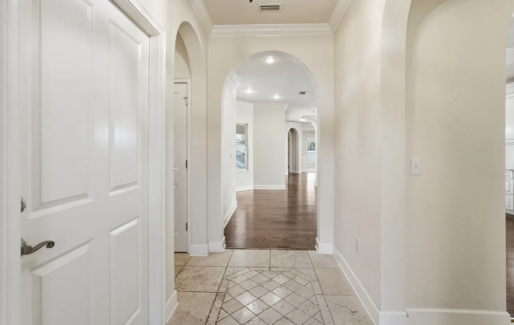 512 Nw 136th St #NA - Photo 4 of 35