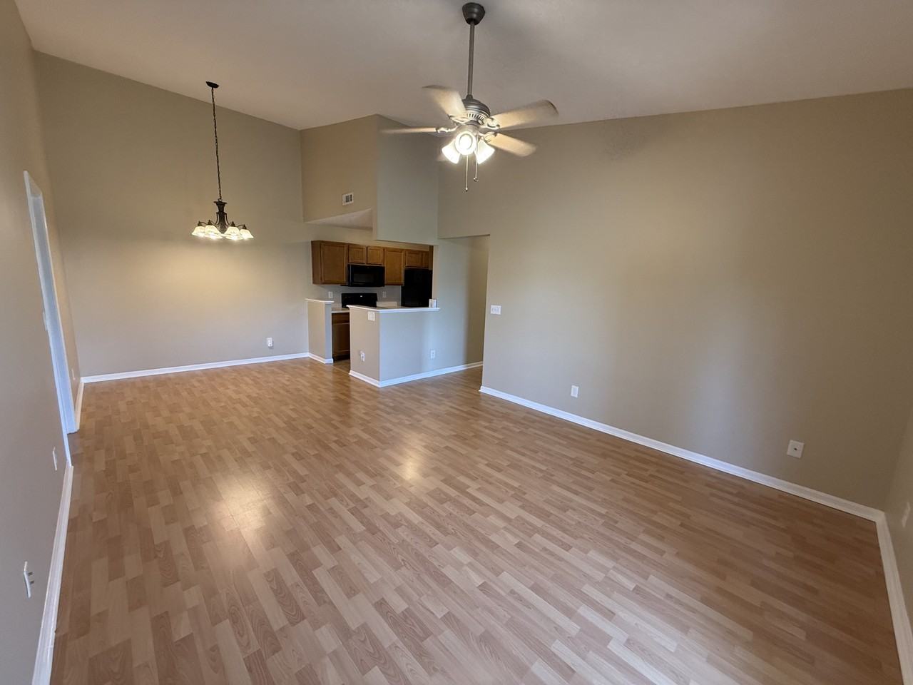 10124 Carnation Ct #12 - Photo 3 of 20