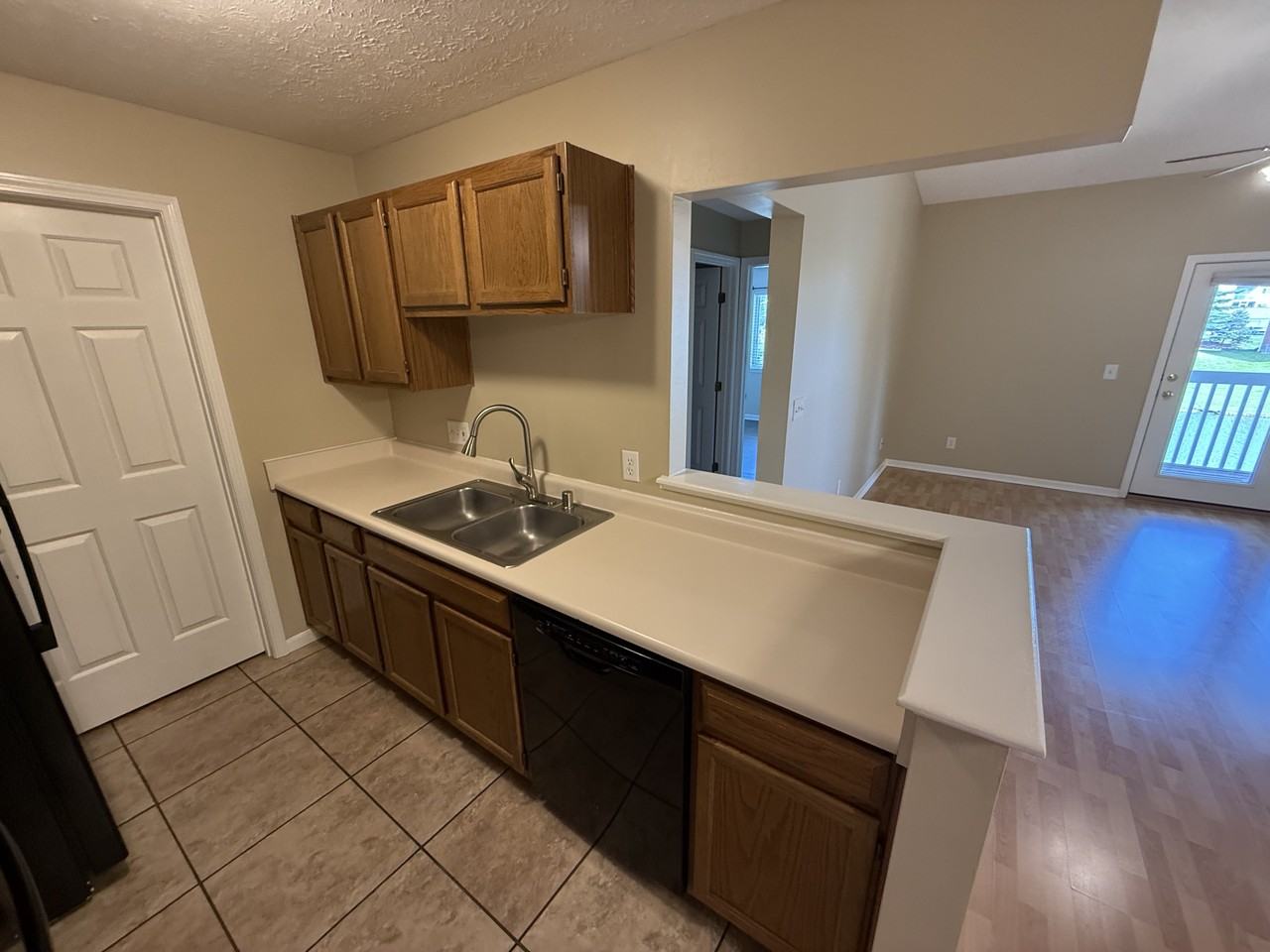 10124 Carnation Ct #12 - Photo 7 of 20