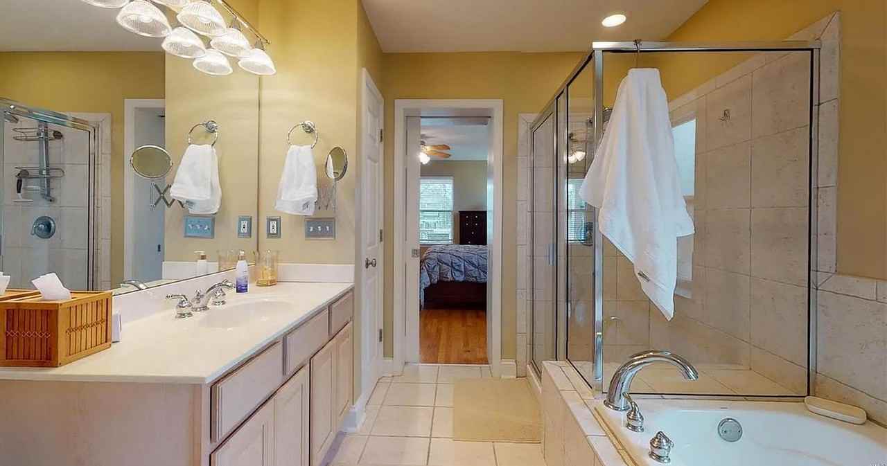 424 W Washington Ave #1 - Photo 6 of 10