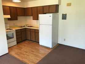 1026 W MacArthur Ave - Photo 1 of 1