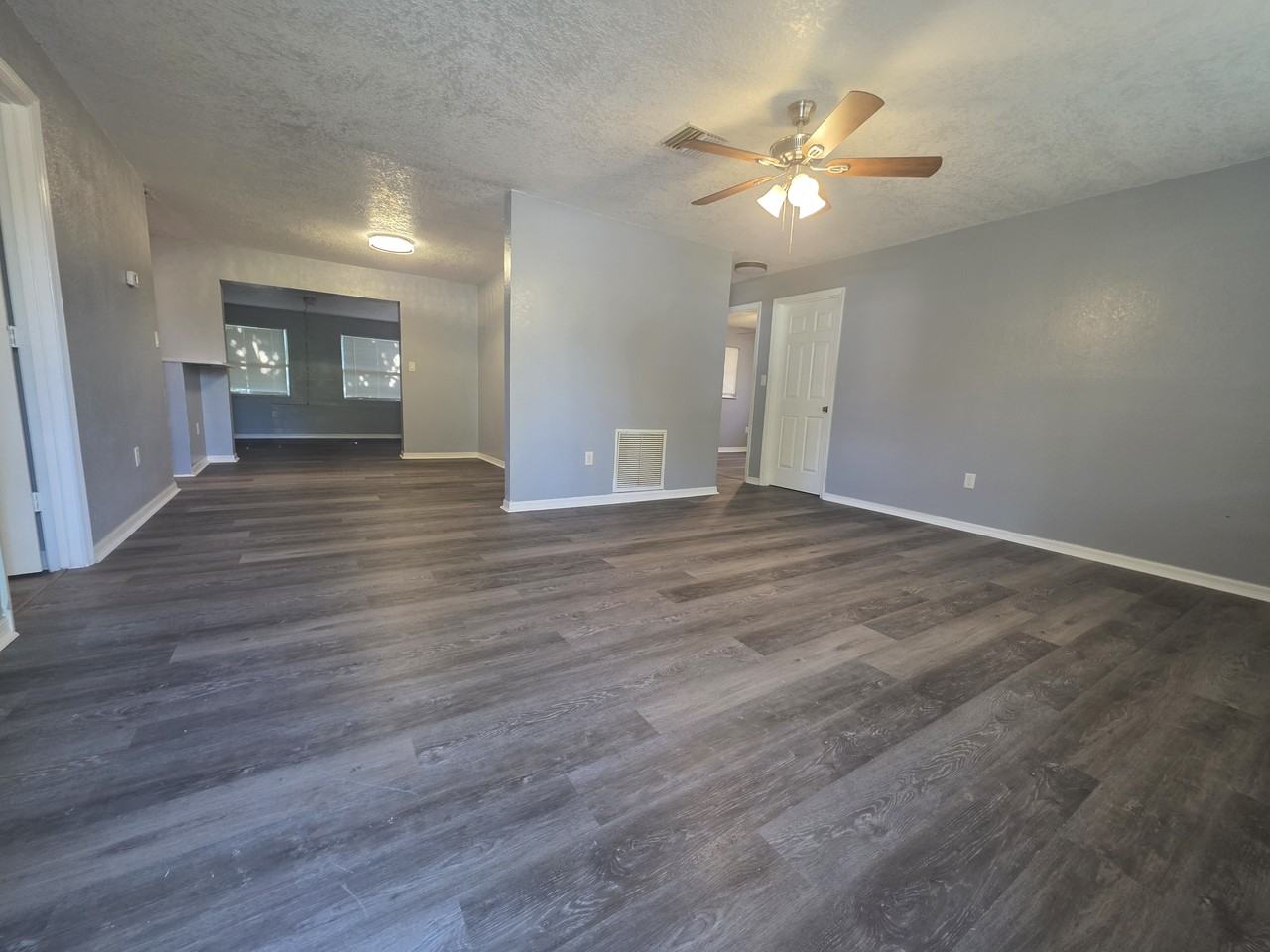 1631 Albert Drive - Photo 3 of 12