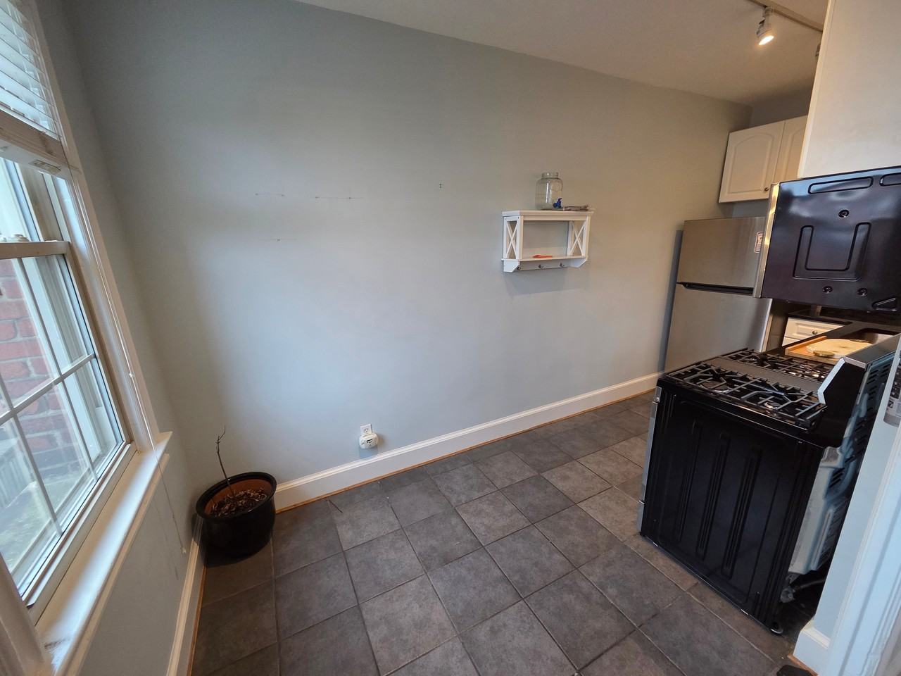 3010 Wisconsin Ave Nw #309 - Photo 7 of 29